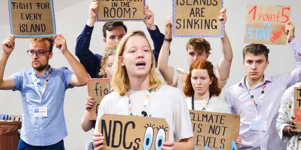 cop30:-ativistas-protestam-pelo-fim-dos-combustiveis-fosseis