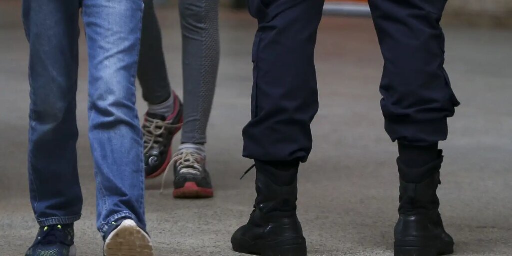 justica-suspende-regras-de-escolas-civico-militares-em-sp