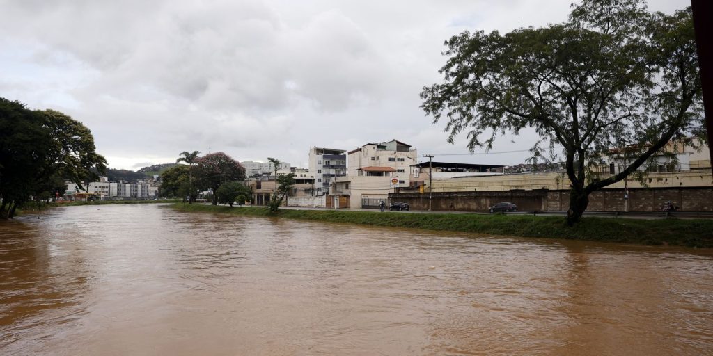 juiz-de-fora-e-uba-somam-40-mortes-devido-aos-temporais