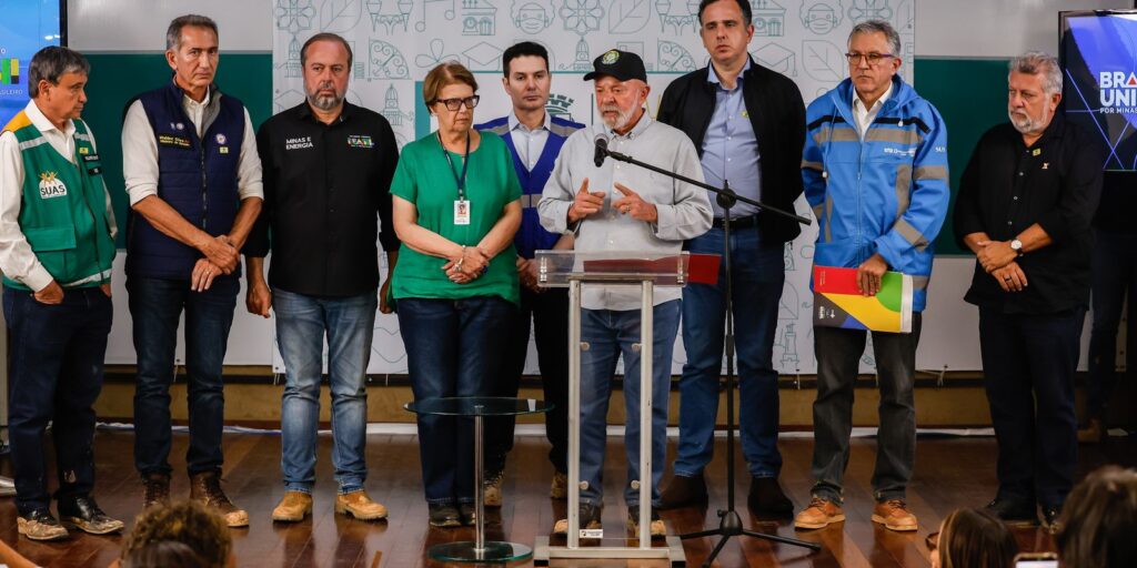 financiamentos-a-desabrigados-em-minas-seguirao-modelo-do-rs,-diz-lula