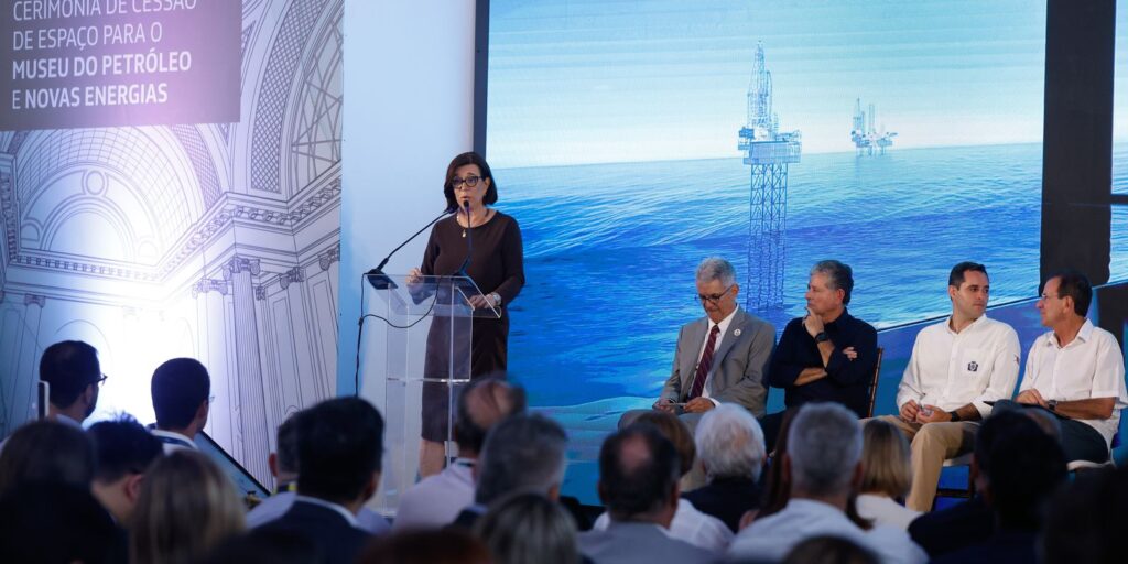 petrobras-suspendeu-leilao-de-combustiveis-para-reavaliar-estoques