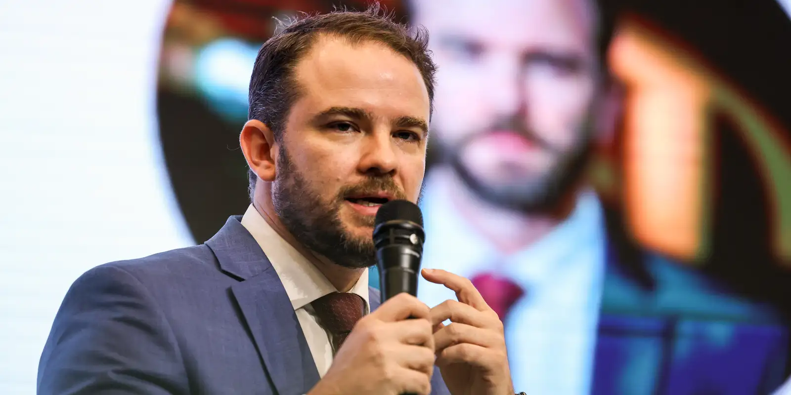 lula-confirma-durigan-na-fazenda,-apos-saida-de-haddad