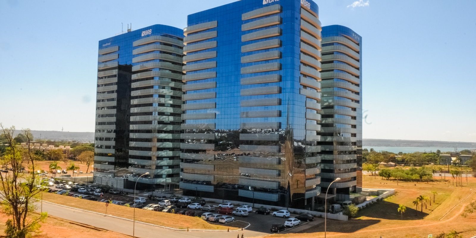 ibaneis-pede-r$-4-bilhoes-ao-fgc-para-socorrer-banco-de-brasilia