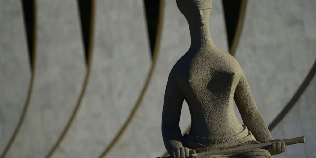 stf-decide-que-piso-nacional-deve-ser-pago-a-professores-temporarios