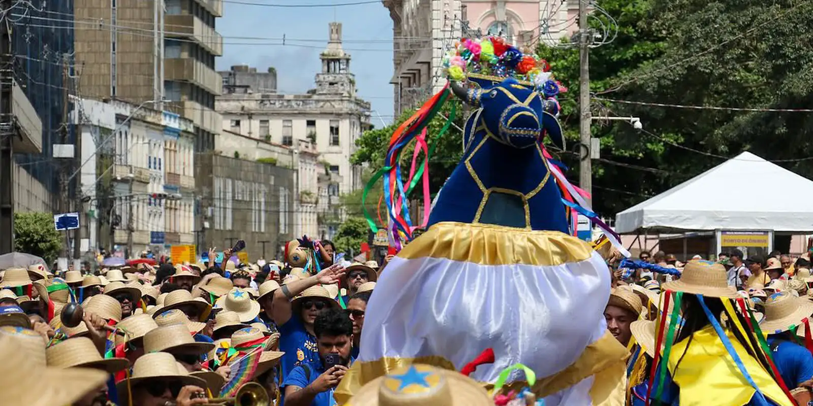 datas-dos-arrastoes-do-arraial-da-pavulagem,-em-belem,-sao-definidas