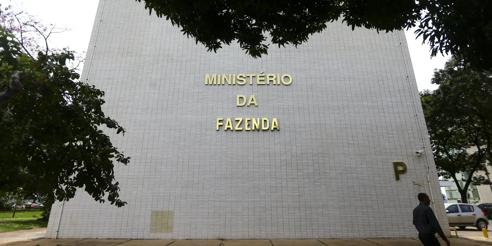 fazenda-alerta-sobre-falso-site-do-novo-desenrola