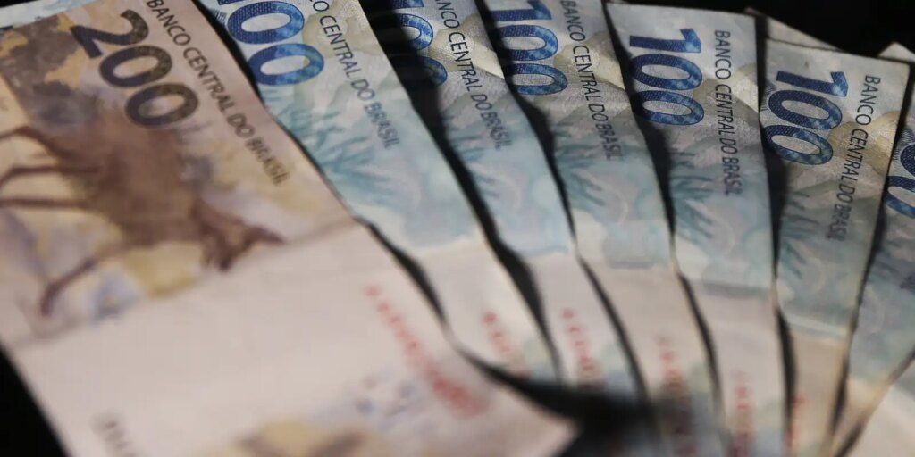 uniao-paga-r$-834,8-milhoes-em-dividas-de-estados-e-municipios-em-maio