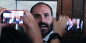 pgr-defende-condenacao-de-eduardo-bolsonaro-no-processo-do-tarifaco