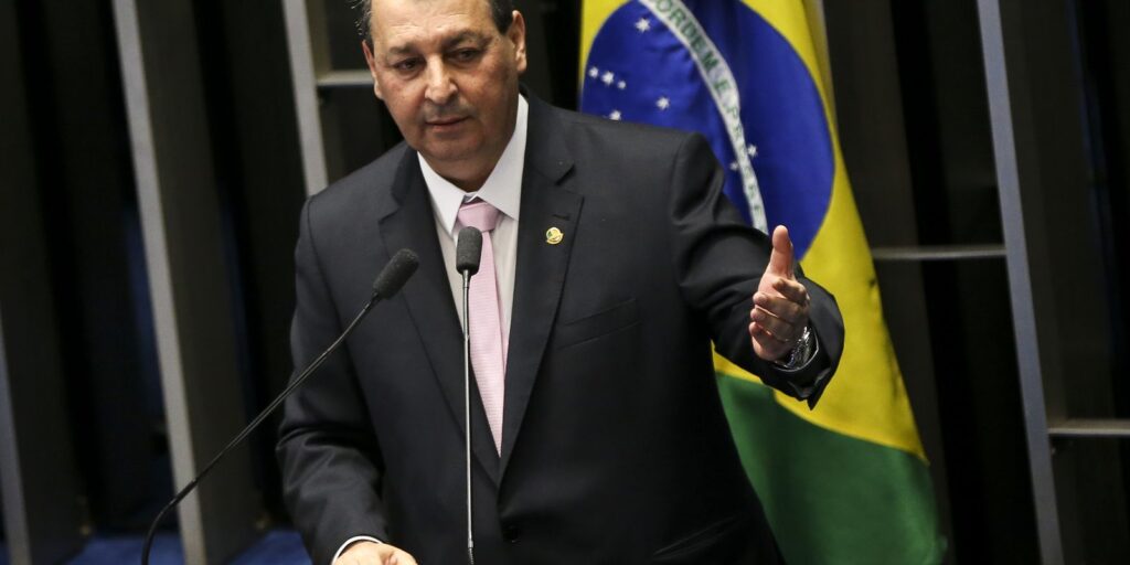 relator-da-ccj-rejeita-emendas-da-oposicao-que-buscavam-manter-6×1