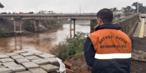 temporais-colocam-mais-de-700-cidades-na-regiao-sul-em-alerta-vermelho