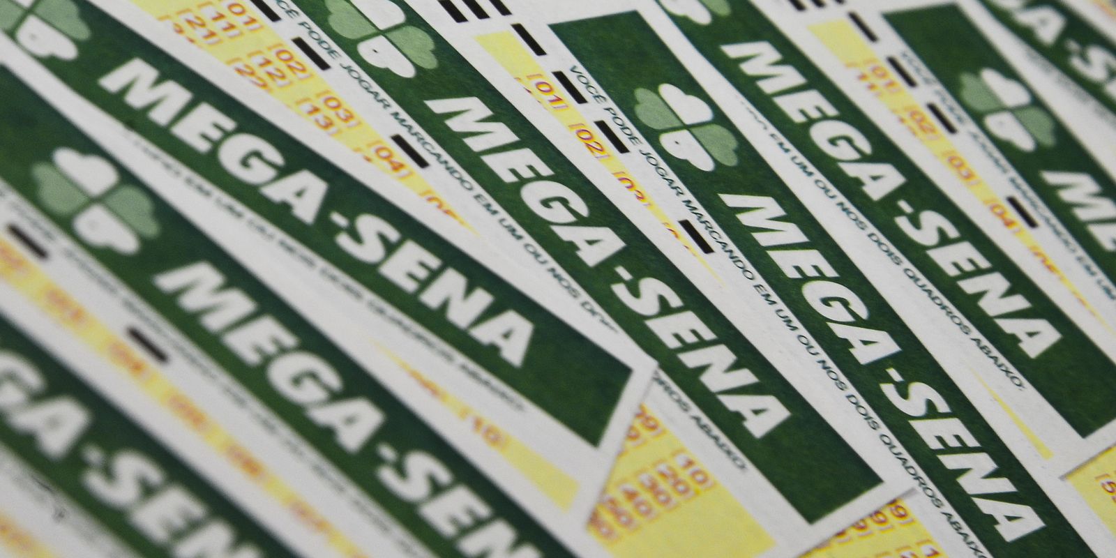mega-sena-acumula-para-r$-45-milhoes;-confira-os-numeros-sorteados
