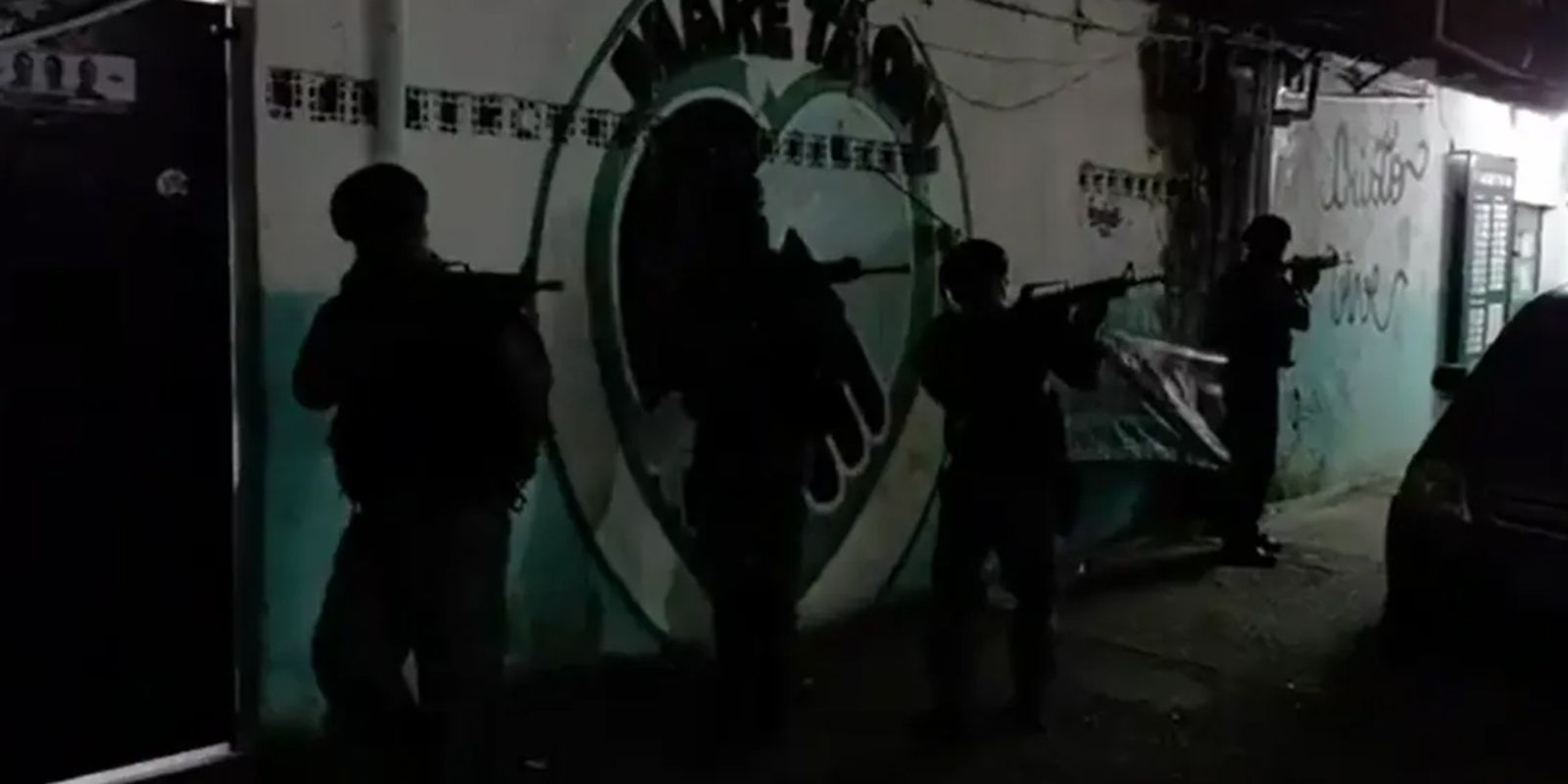 rio:-operacao-no-complexo-da-mare-deixa-tres-mortos,-diz-secretaria