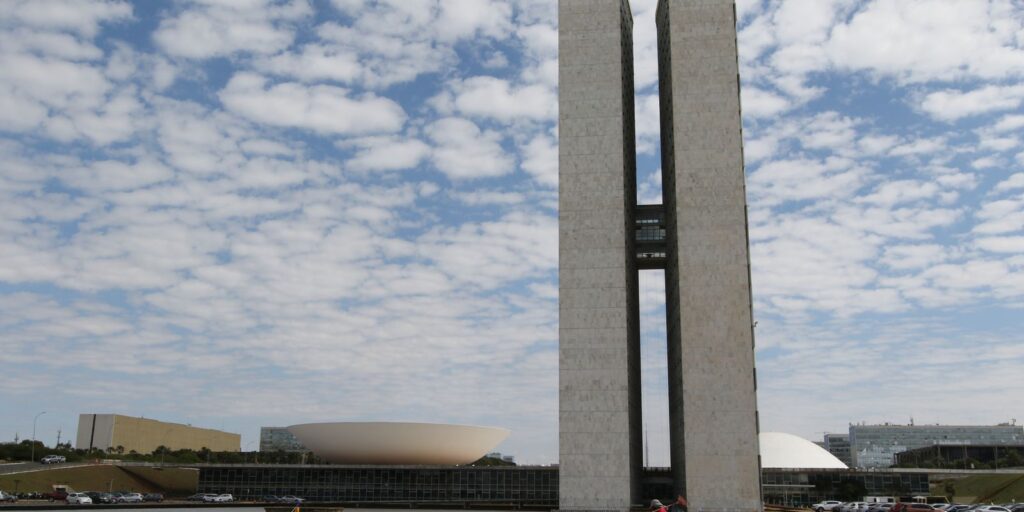 presidente-do-senado-marca-para-terca-votacao-do-fim-da-escala-6×1