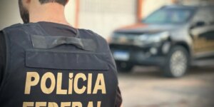 pf-investiga-uso-de-broches-com-camera-para-gravar-votos