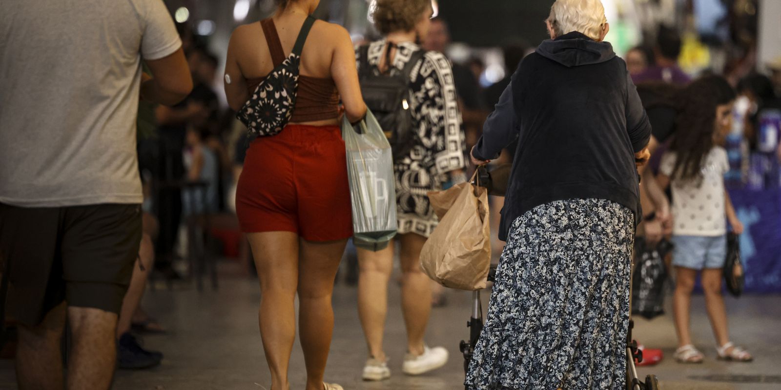 corte-amplo-de-gastos-publicos-afetaria-area-social,-dizem-economistas