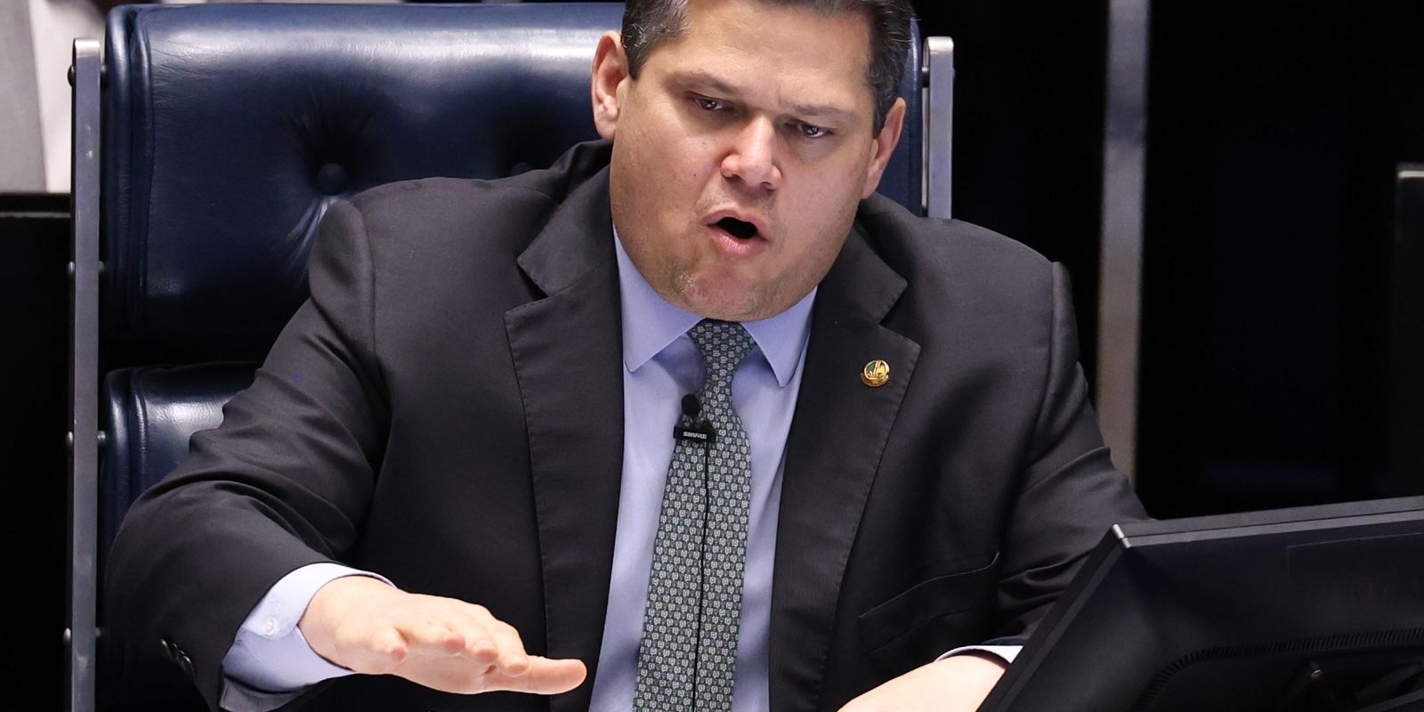 alcolumbre-vai-promulgar-fim-da-escala-6×1-nesta-sexta