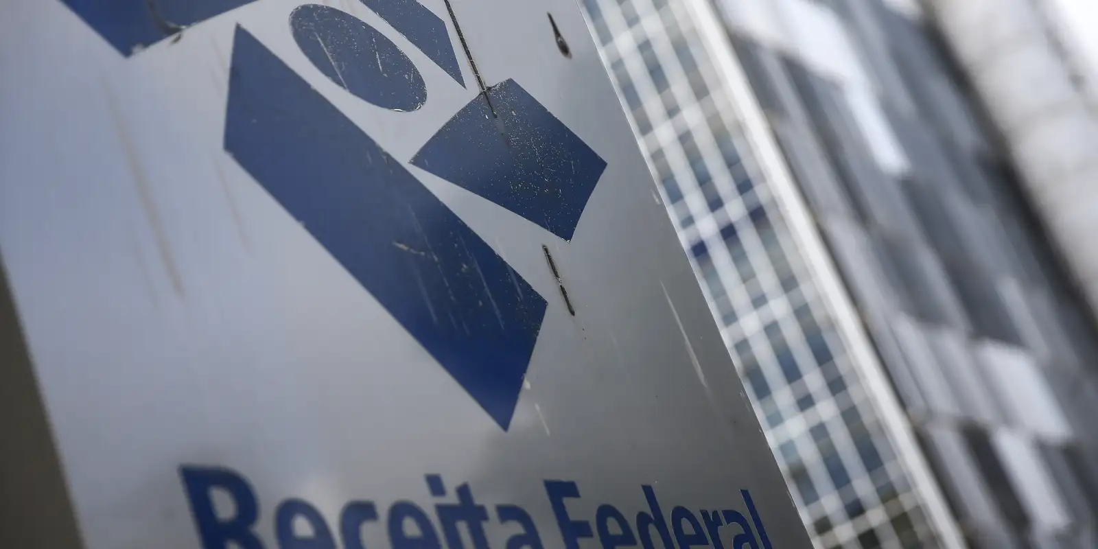 restituicoes-do-ir-batem-recorde-e-chegam-a-r$-41-bilhoes-em-2026