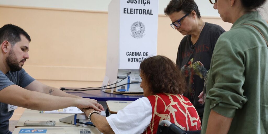 primeiro-turno-contou-com-43%-mais-eleitores-de-ao-menos-70-anos