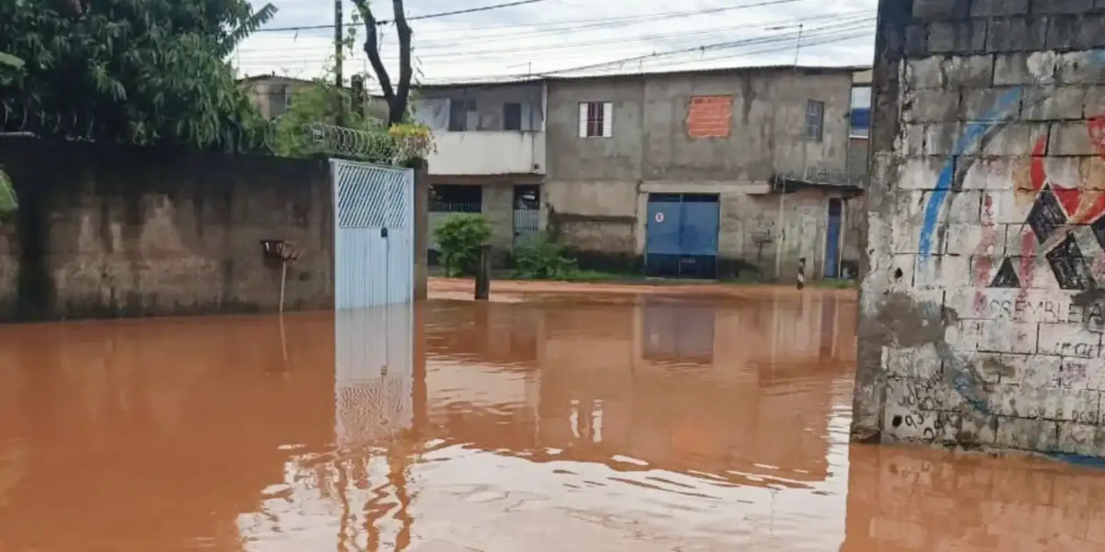 bombeiros-encontram-corpo-de-mulher-levada-por-correnteza