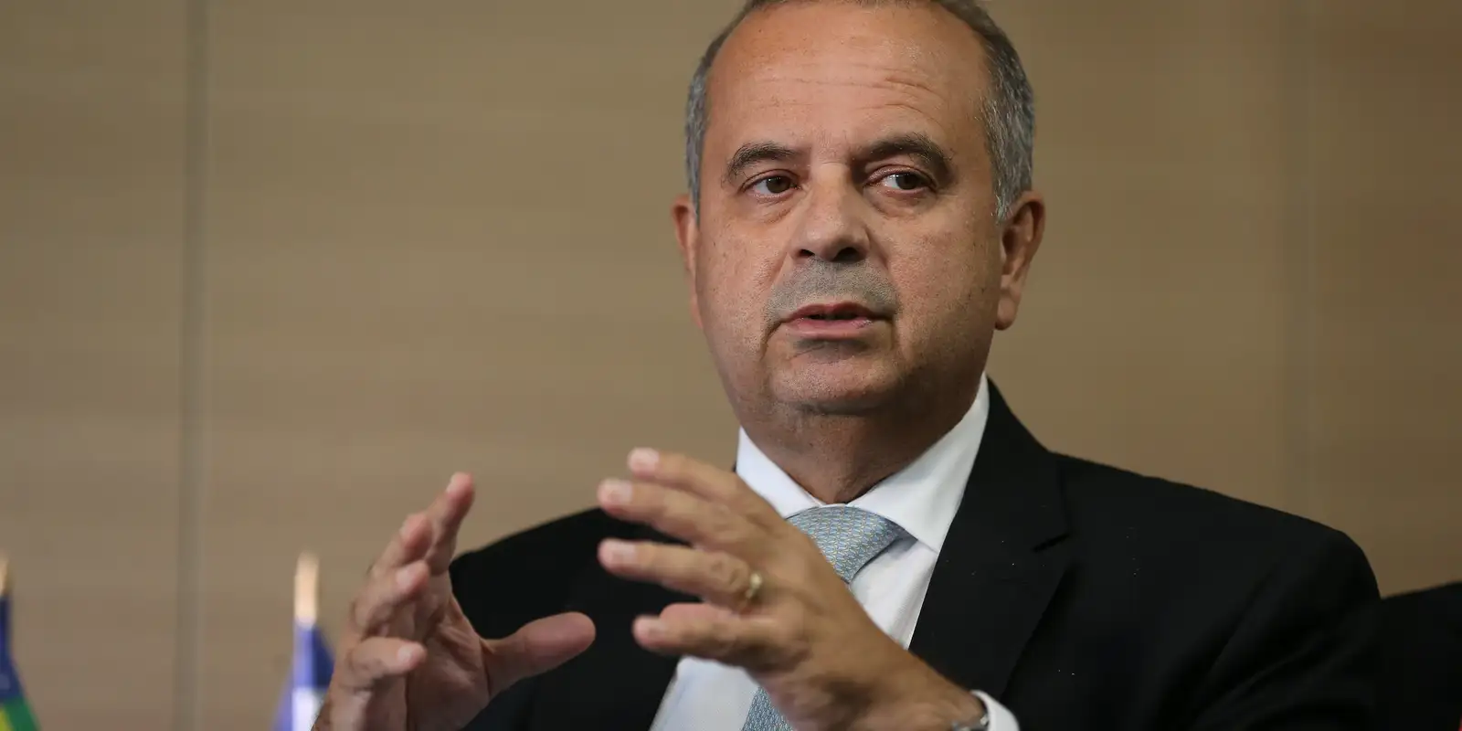coordenador-de-campanha-se-diz-surpreso-com-fuga-de-flavio