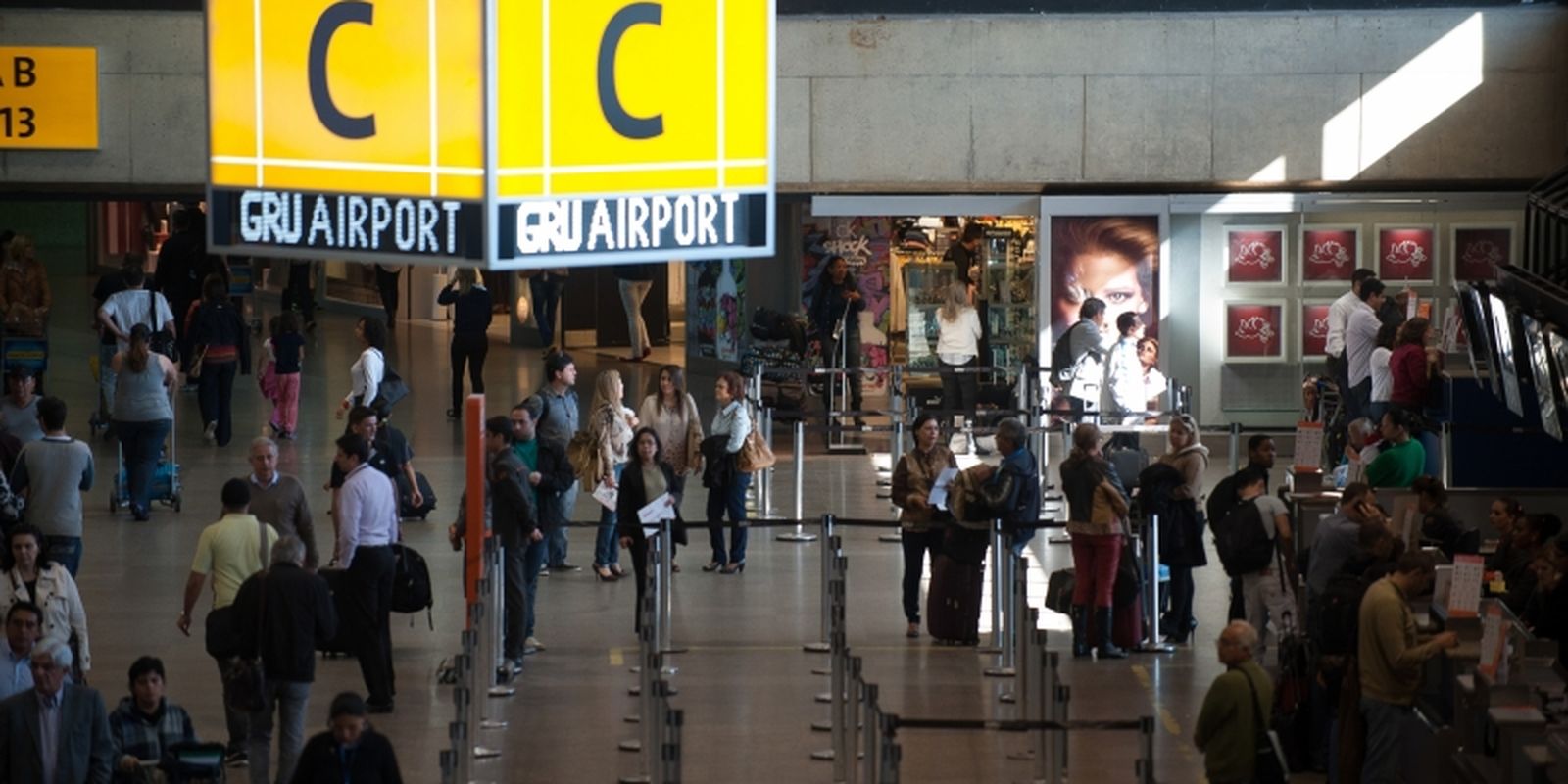 finados:-2-milhoes-de-passageiros-devem-passar-por-aeroportos-do-pais