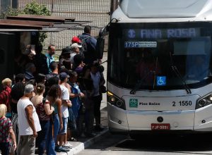 setor-de-servicos-cresce-0,6%-em-setembro,-revela-pesquisa-do-ibge