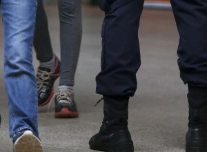 alunos-de-escola-no-df-sao-“punidos”-com-flexao-e-pms-sao-afastados