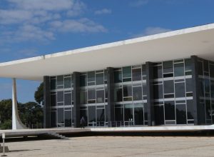 stf-tem-dois-votos-para-negar-novamente-prisao-domiciliar-de-bolsonaro