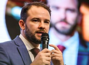 lula-confirma-durigan-na-fazenda,-apos-saida-de-haddad