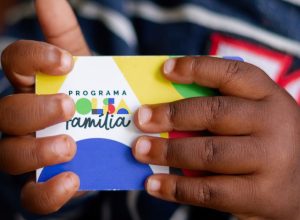 caixa-paga-bolsa-familia-a-beneficiarios-com-nis-de-final-5