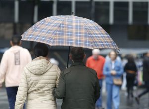 frente-fria-provoca-chuvas-e-queda-de-temperatura-no-centro-sul