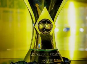 brasileirao:-flamengo-empata-com-athletico-pr-e-“ajuda”-palmeiras