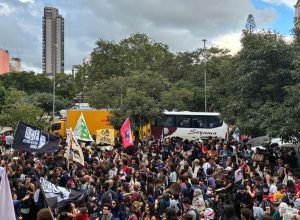 em-ato-na-capital-paulista,-estudantes-criticam-politicas-educacionais