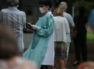 defeitos-em-calcadas-fazem-42%-dos-idosos-terem-medo-de-cair