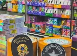 anvisa-e-receita-federal-apreendem-25-mil-cigarros-eletronico