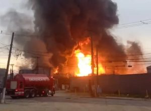 prefeitura-interdita-entorno-de-fabrica-atingida-por-incendio-em-sp