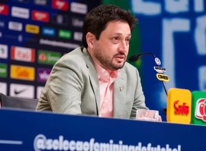 arthur-elias-convoca-selecao-feminina-para-amistosos-contra-argentina