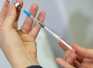 virus-respiratorios-ainda-estao-em-alta-no-pais,-alerta-fiocruz