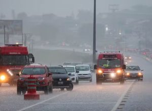 previsao-do-tempo:-tempestade-no-sul-com-formacao-de-ciclone-na-costa