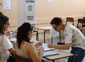 eleicoes:-quem-nao-votou-no-primeiro-turno-pode-participar-do-segundo
