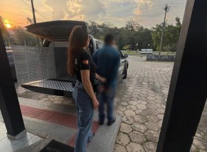Policia-Civil-conclui-inquerito-e-indicia-homem-por-crimes-sexuais-contra-enteadas-e-filha-em-Lauro-Muller